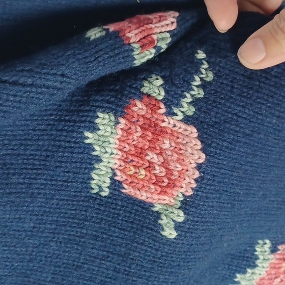 Vintage Tanner Sport Floral wool Cardigan Womens L V Neck Blue pink roses - Picture 3 of 6
